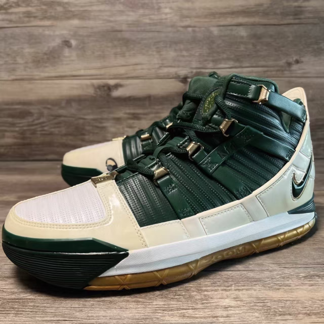 Nike Zoom LeBron 3 