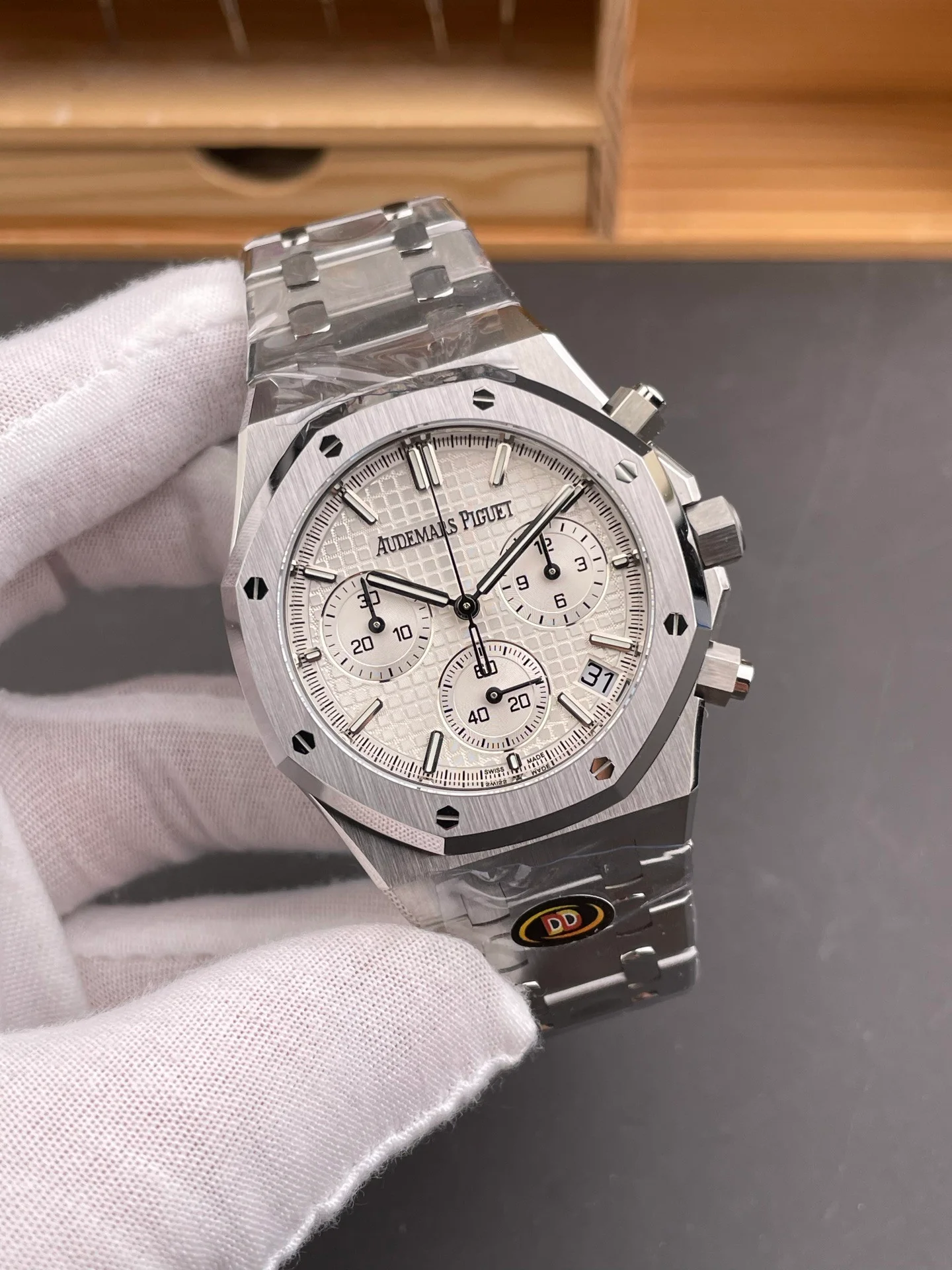 Royal Oak 26240 Silver White Dial