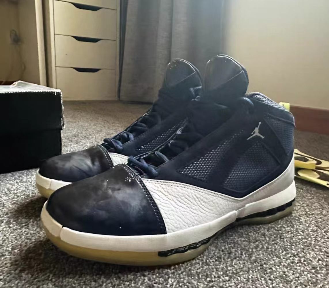 Air Jordan 16 Retro 