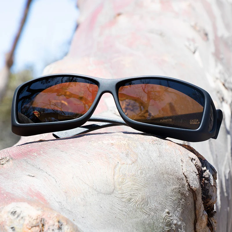 Black Wide Line Frame with Polarized Amber Lens