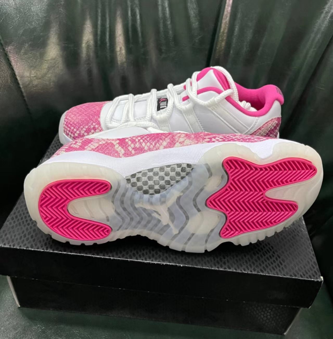 WMNS Air Jordan 11 Retro Low "Snakeskin / Pink"