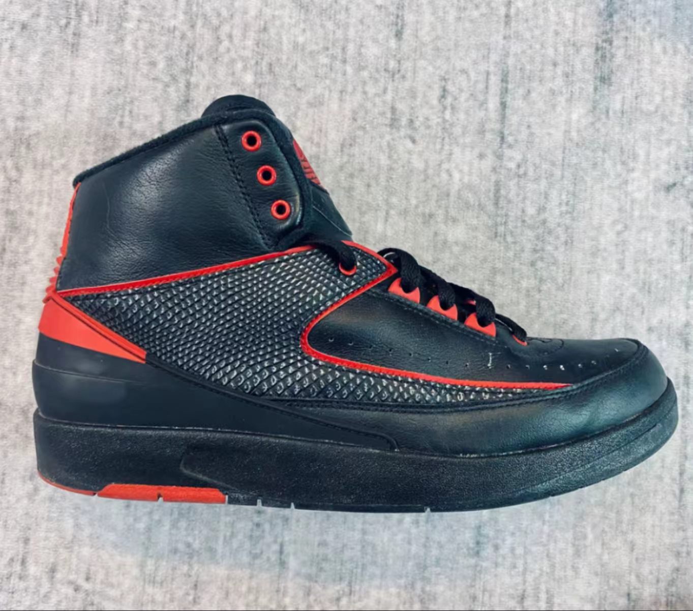 Air Jordan 2 Retro "Alternate 87"