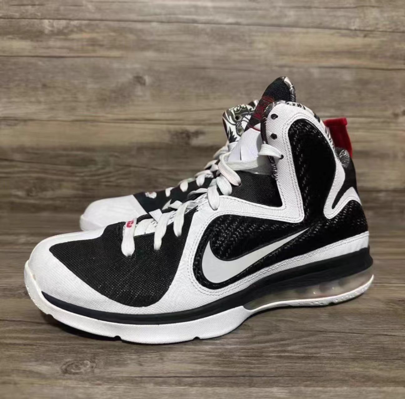 Nike LeBron 9 