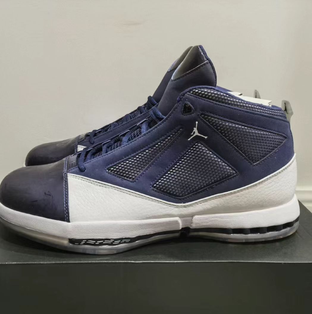 Air Jordan 16 Retro 