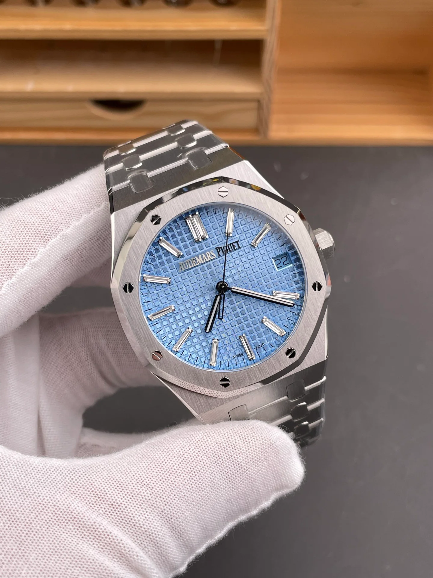 Royal Oak 15510 Ice Blue Dial