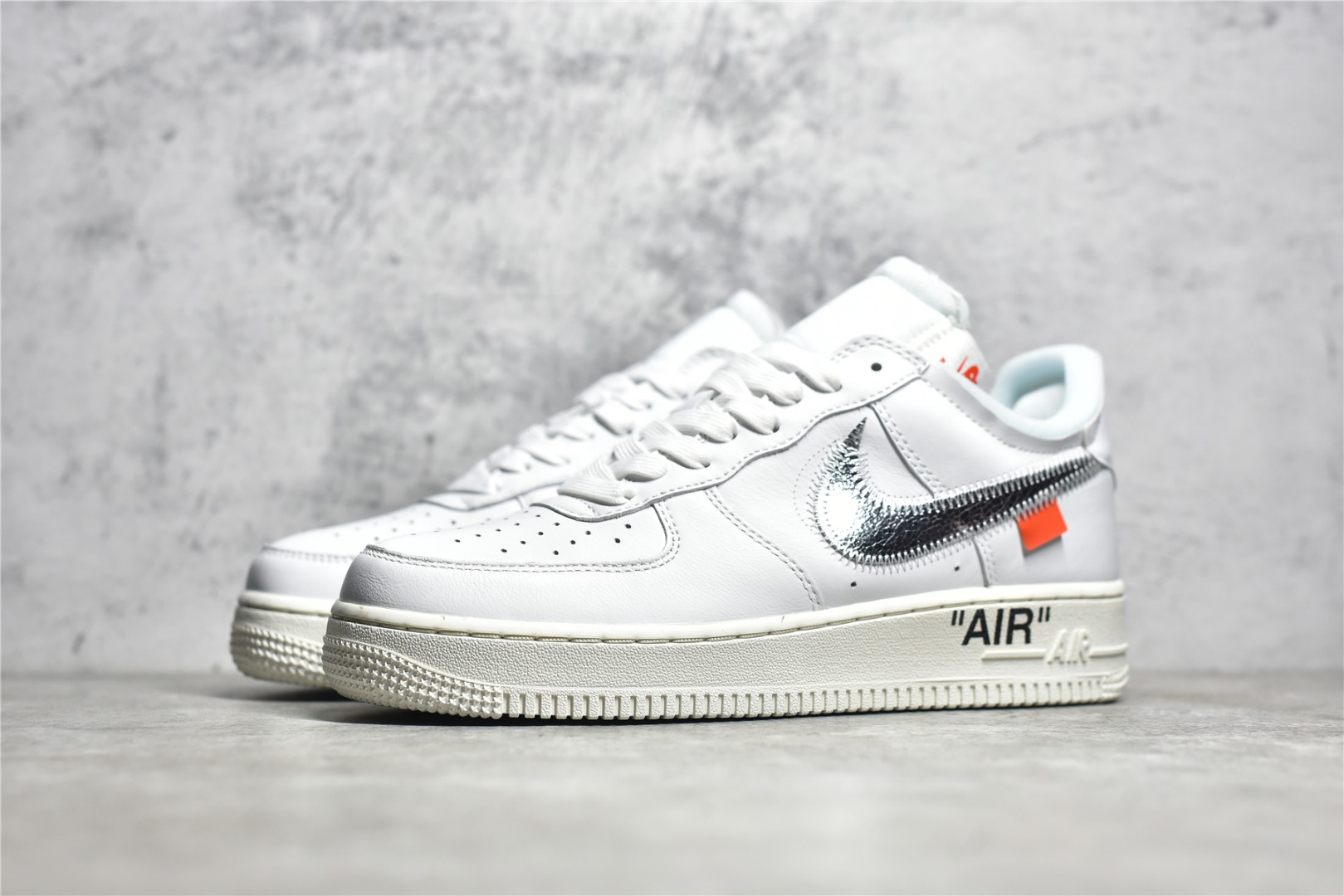 NIKE AIR FORCE 1 LOW OFF-WHITE COMPLEXCON AO4297-100