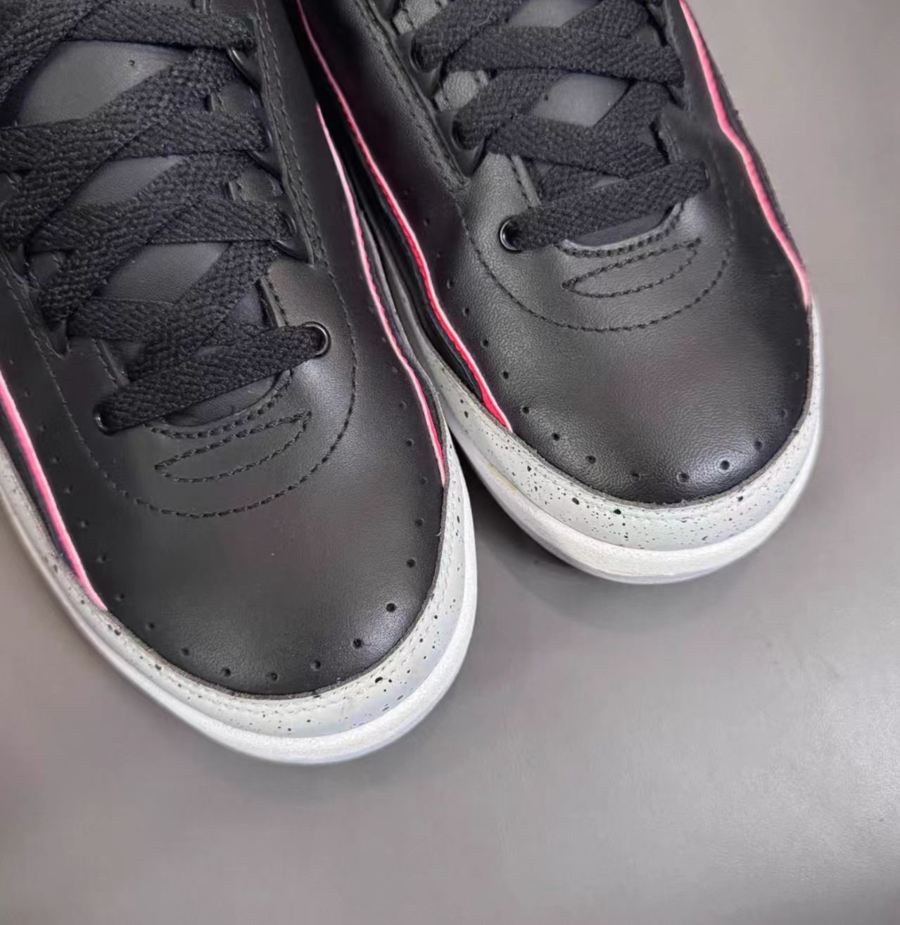 Air Jordan 2 Retro "Infrared 23"