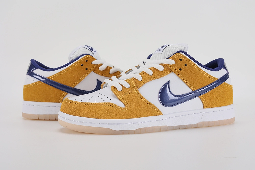 Dunk Low Pro SB 'Laser Orange'