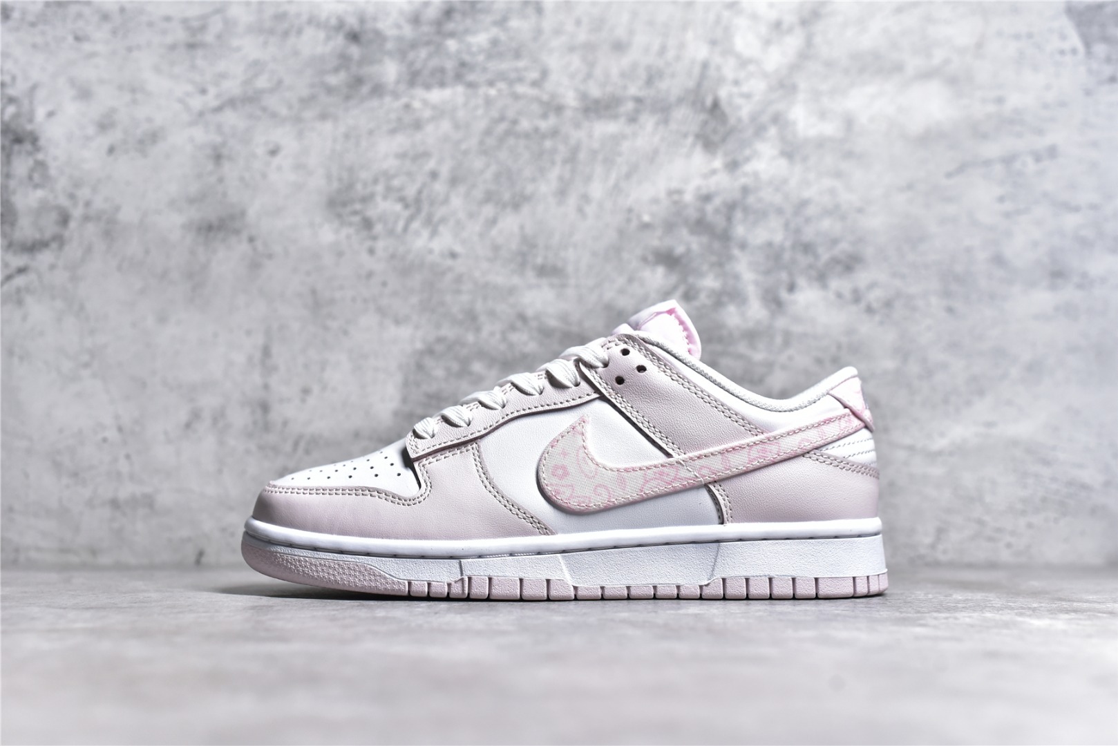 KO NIKE DUNK LOW ESSENTIAL PAISLEY PACK PINK FD1449-100