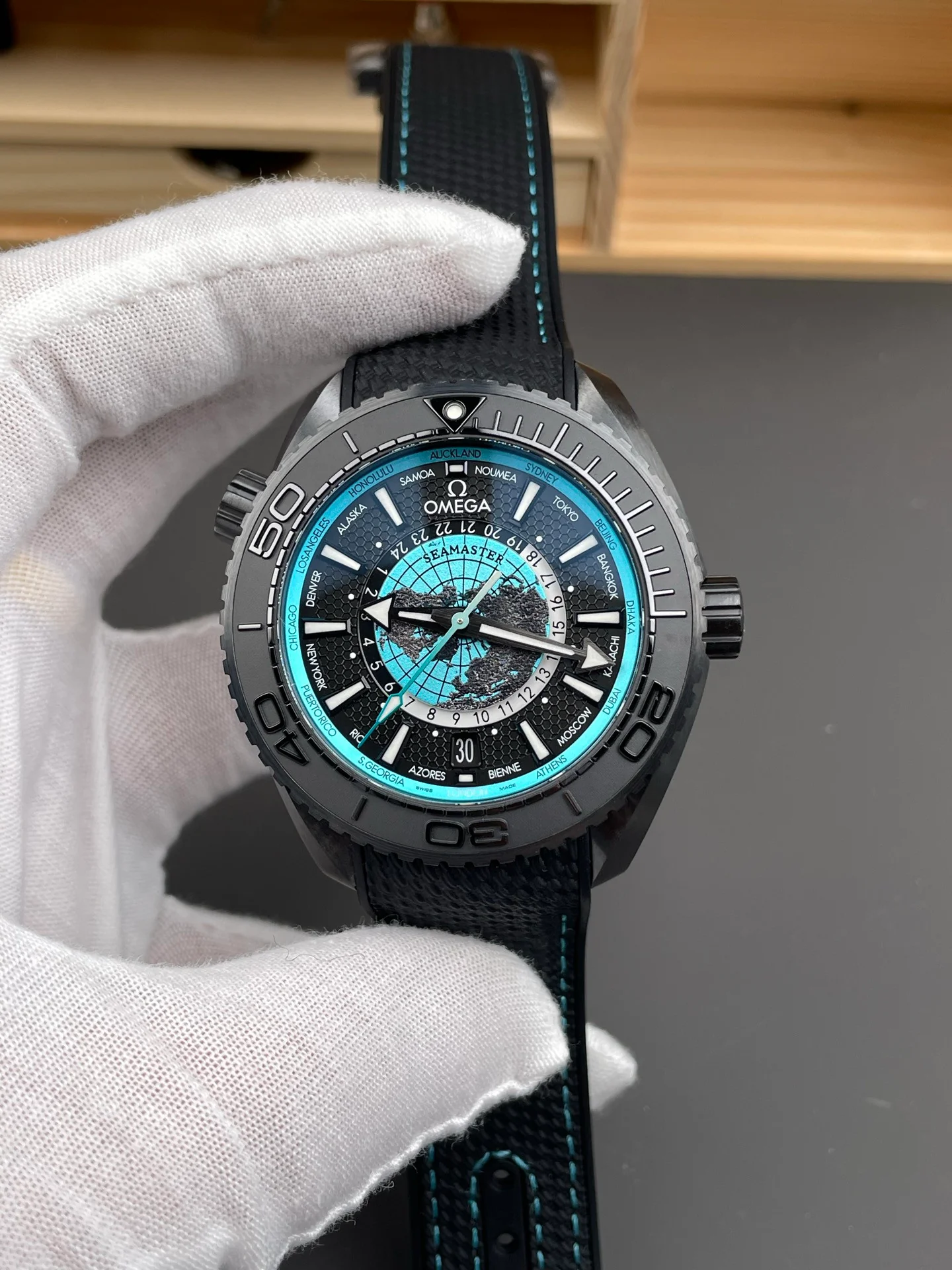 Worldtimer Tiffany Blue Black Warrior Seamaster 600