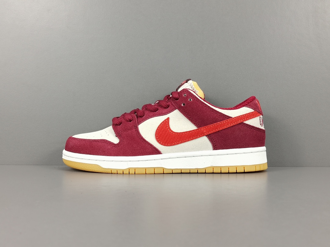 PK SKATE LIKE A GIRL X NIKE SB DUNK LOW DX4589-600