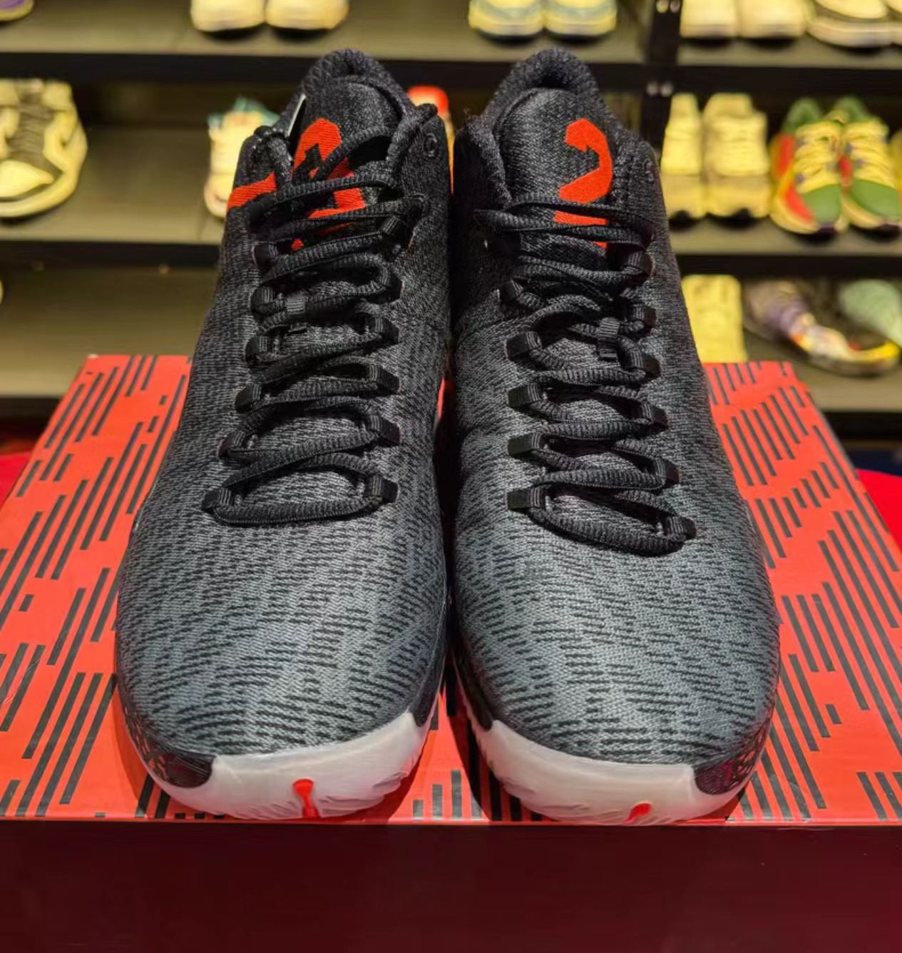 Air Jordan XX9 "Black Gym Red"
