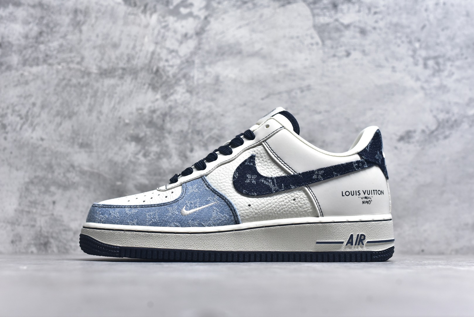 AIR FORCE 1'07 LOW LV SC0601-556