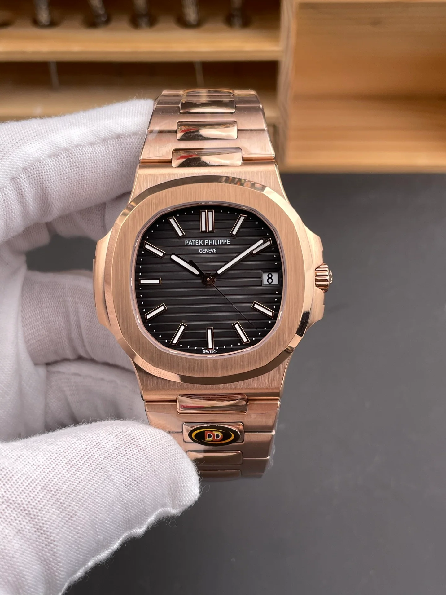 Rose Gold Nautilus 5711 Dark Brown Dial