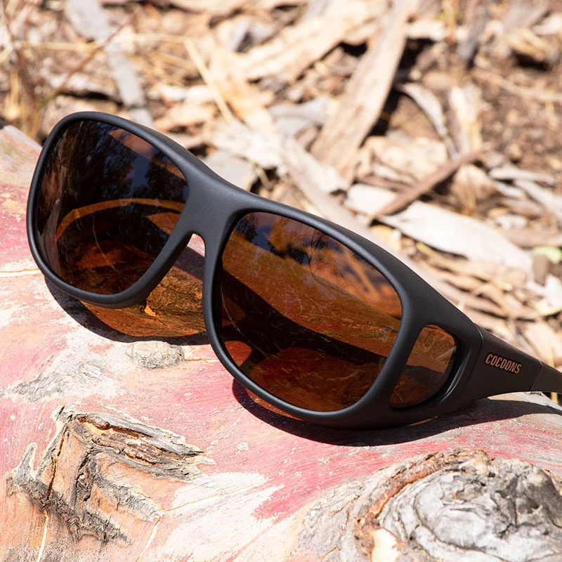 Large Black Pilot Frame with Polarized Amber Lens