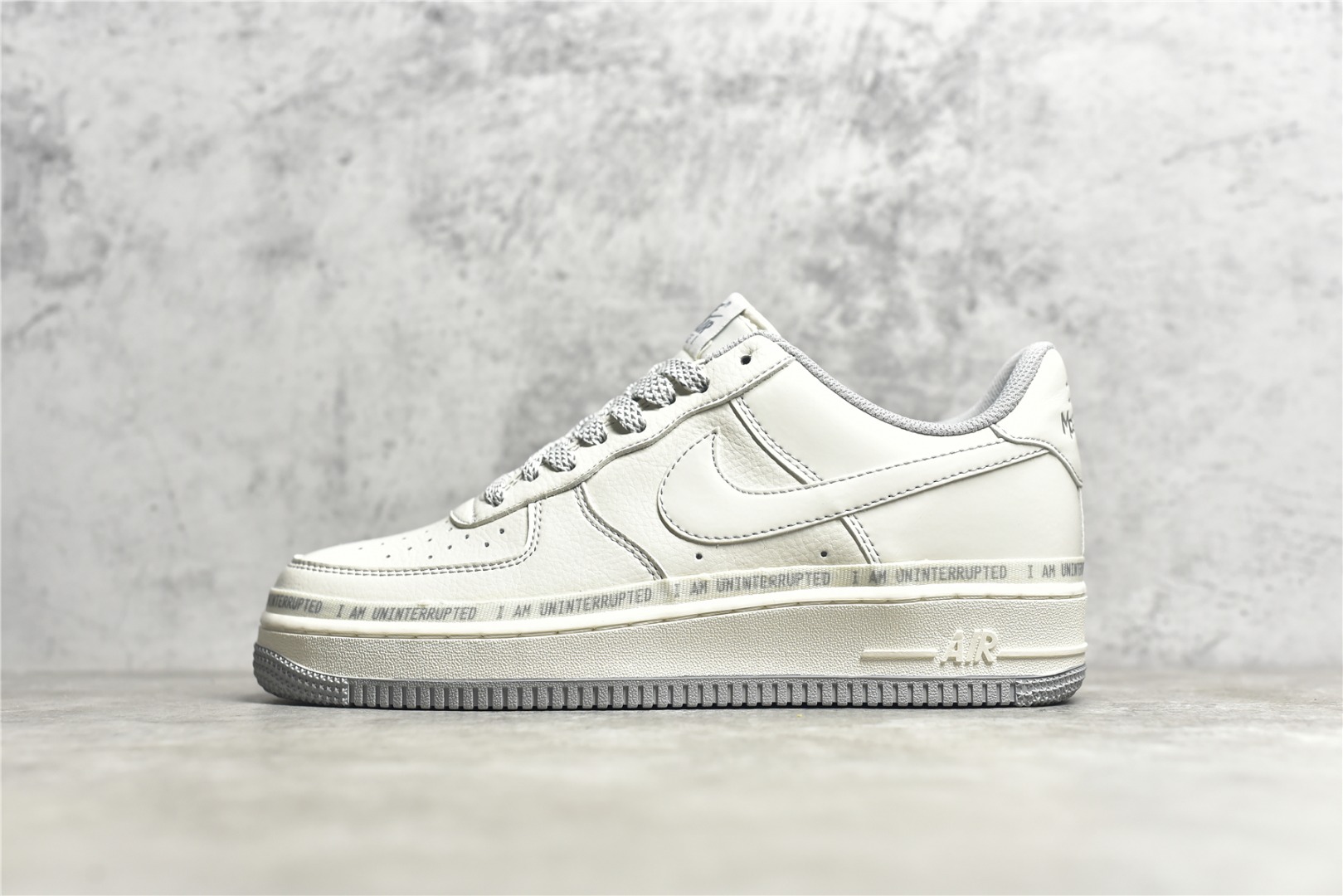 KO UNINTERRUPTED X NIKE AIR FORCE 1 MORE THAN DW8802-603