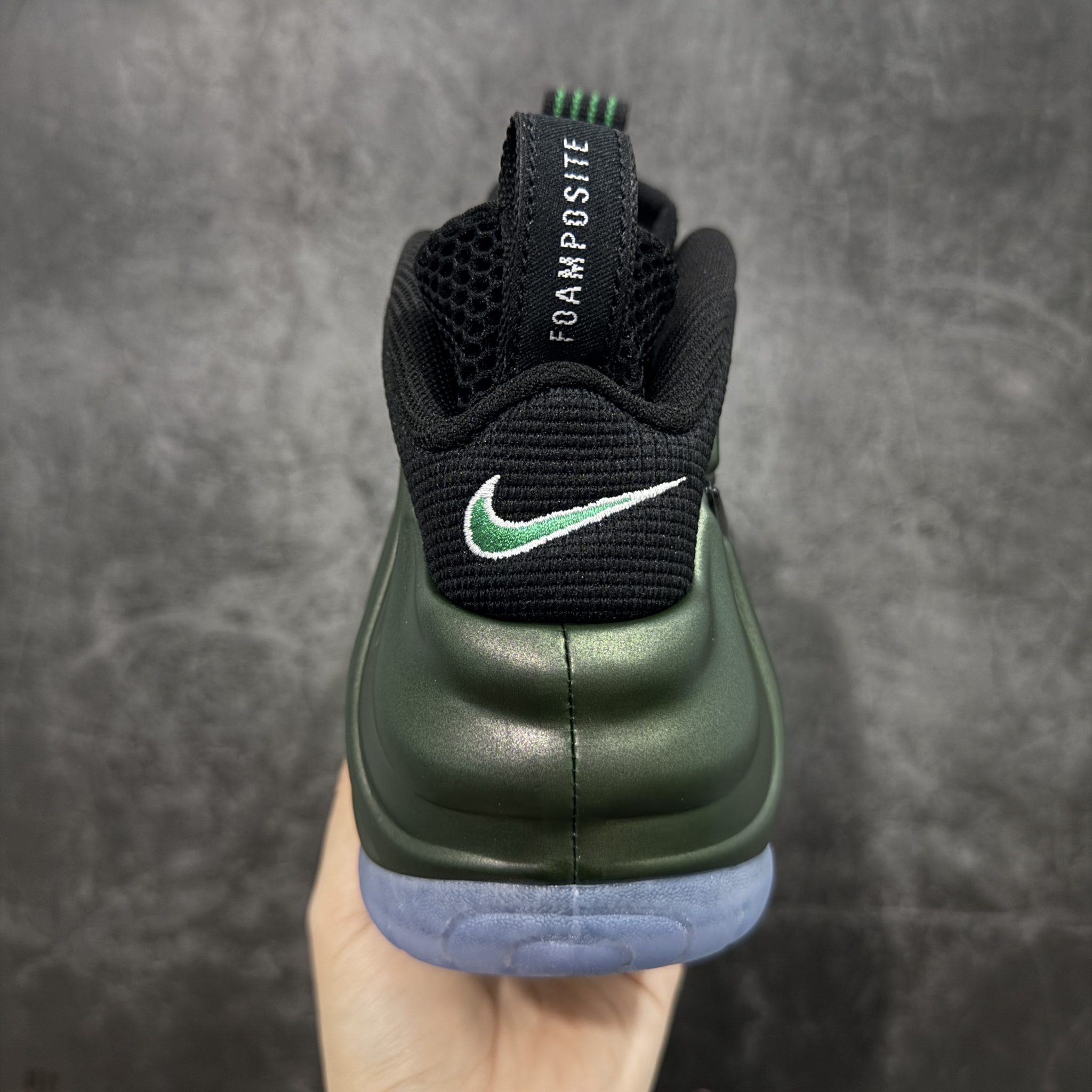 AIR FOAMPOSITE PRO PINE GREEN (2025) HF0794-300