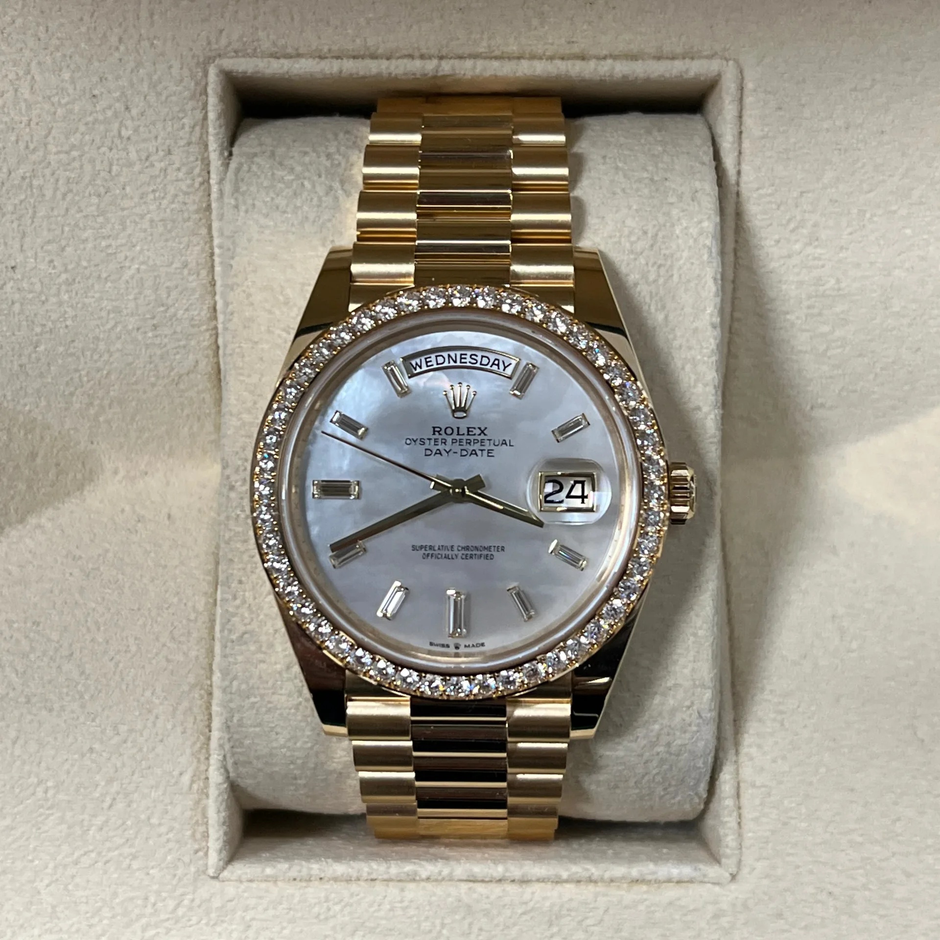 [2026 Mirror Grade]RLX Day-Date 40mm White Mother-of-Pearl Dial President Watch 228348RBR-0046