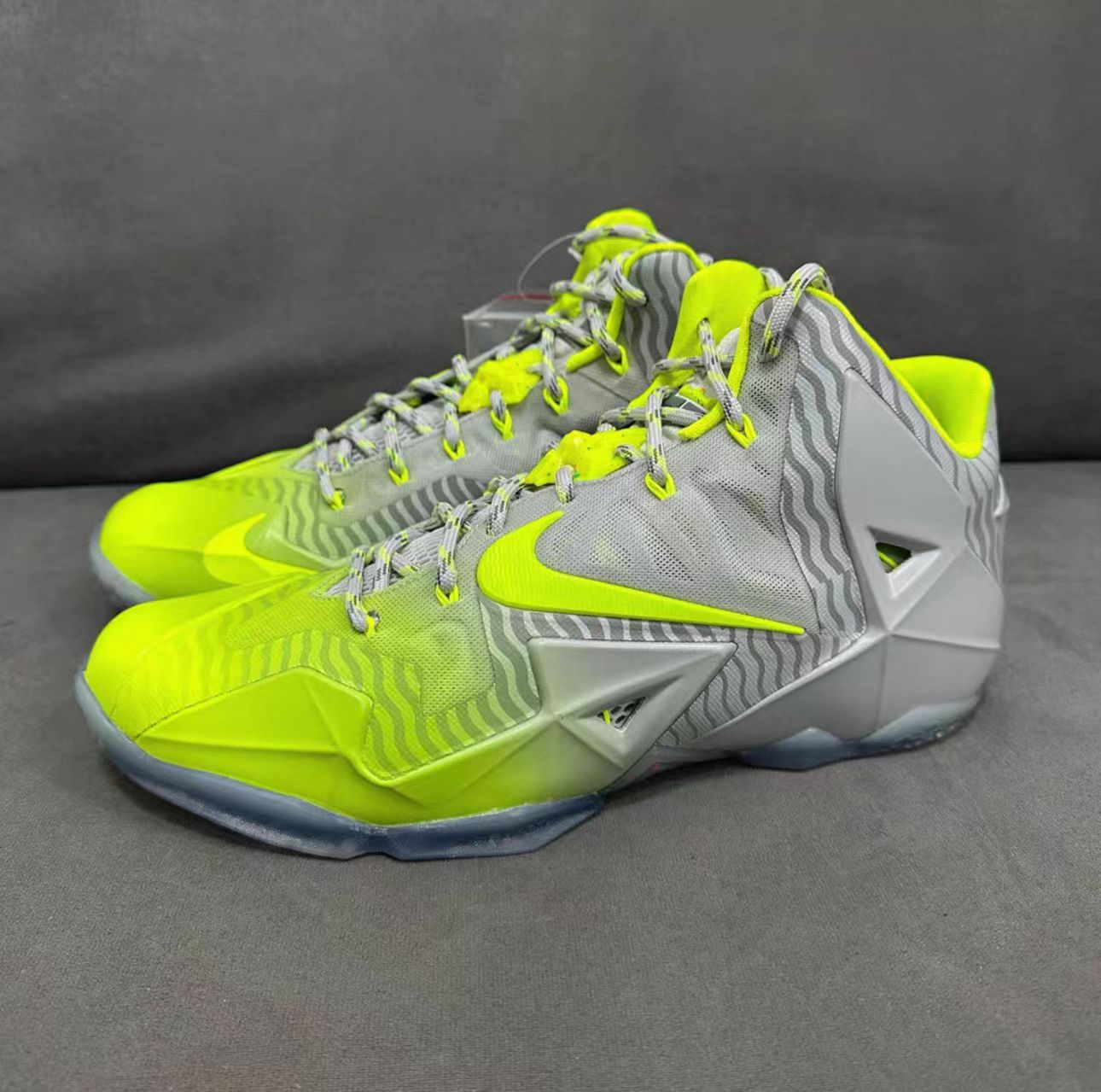 Nike LeBron XI 