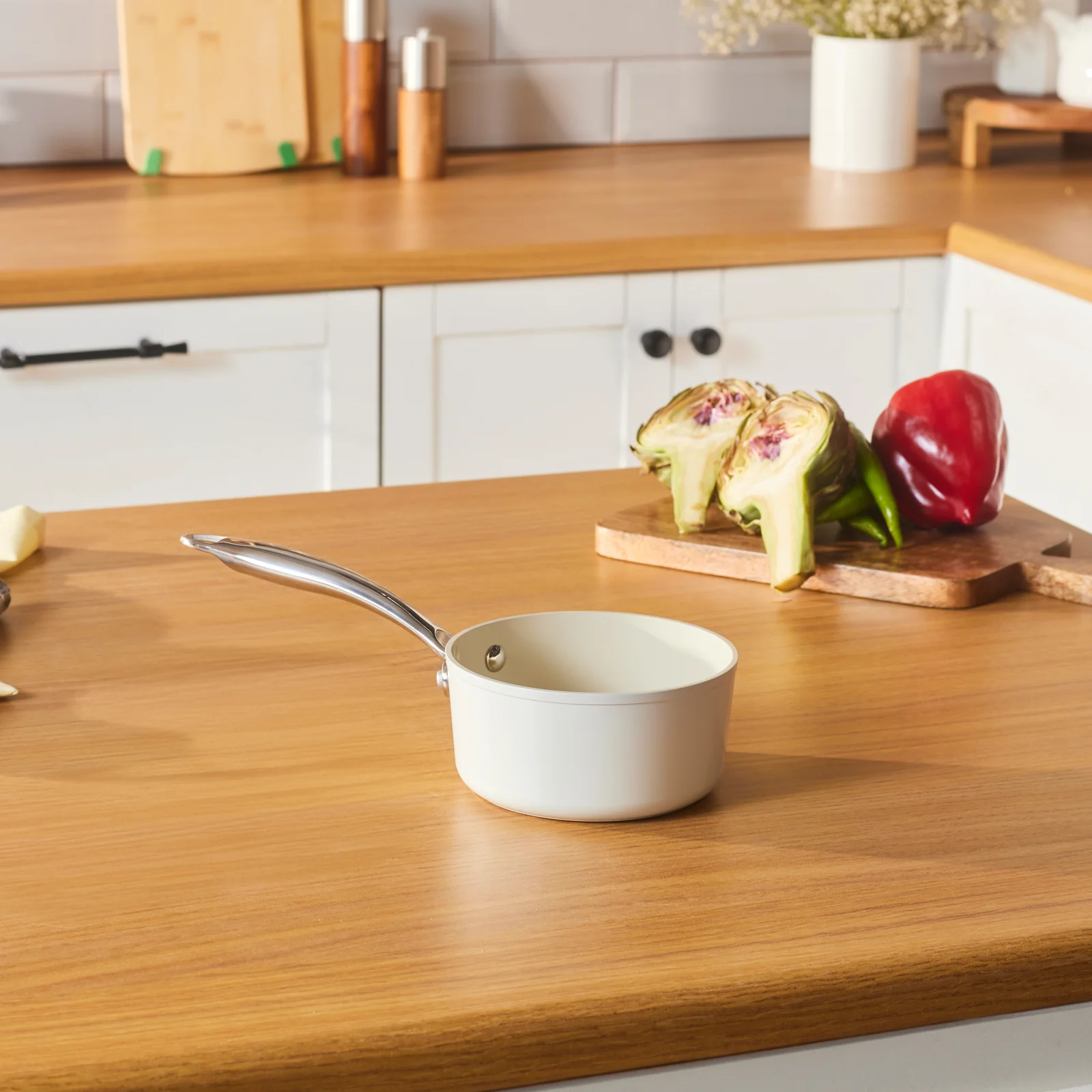 Karaca Swiss Crystal Almond Cream, Poêle à Sauce, 14cm