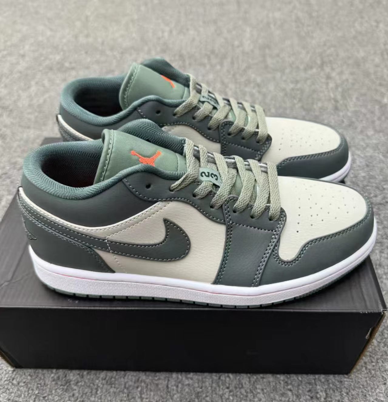 Air Jordan 1 Low Dark Olive Light Grey