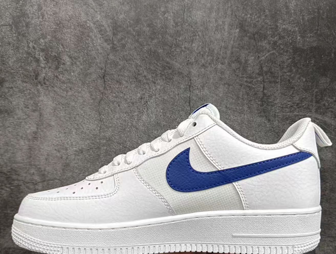 Nike Air Force 1 Low 
