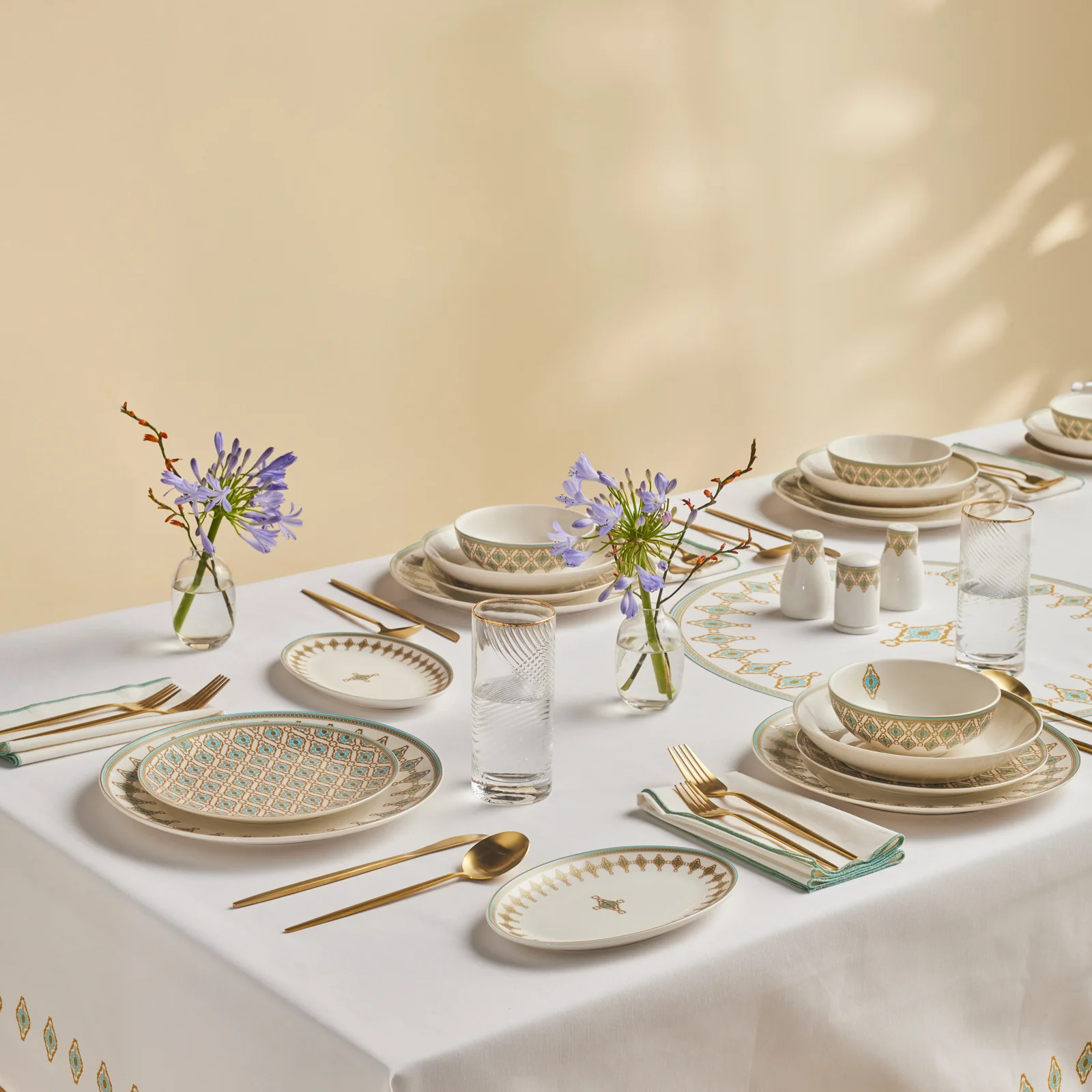 Karaca Forever Bone Dorothy, Service de Vaisselle 53 pièces pour 12 personnes