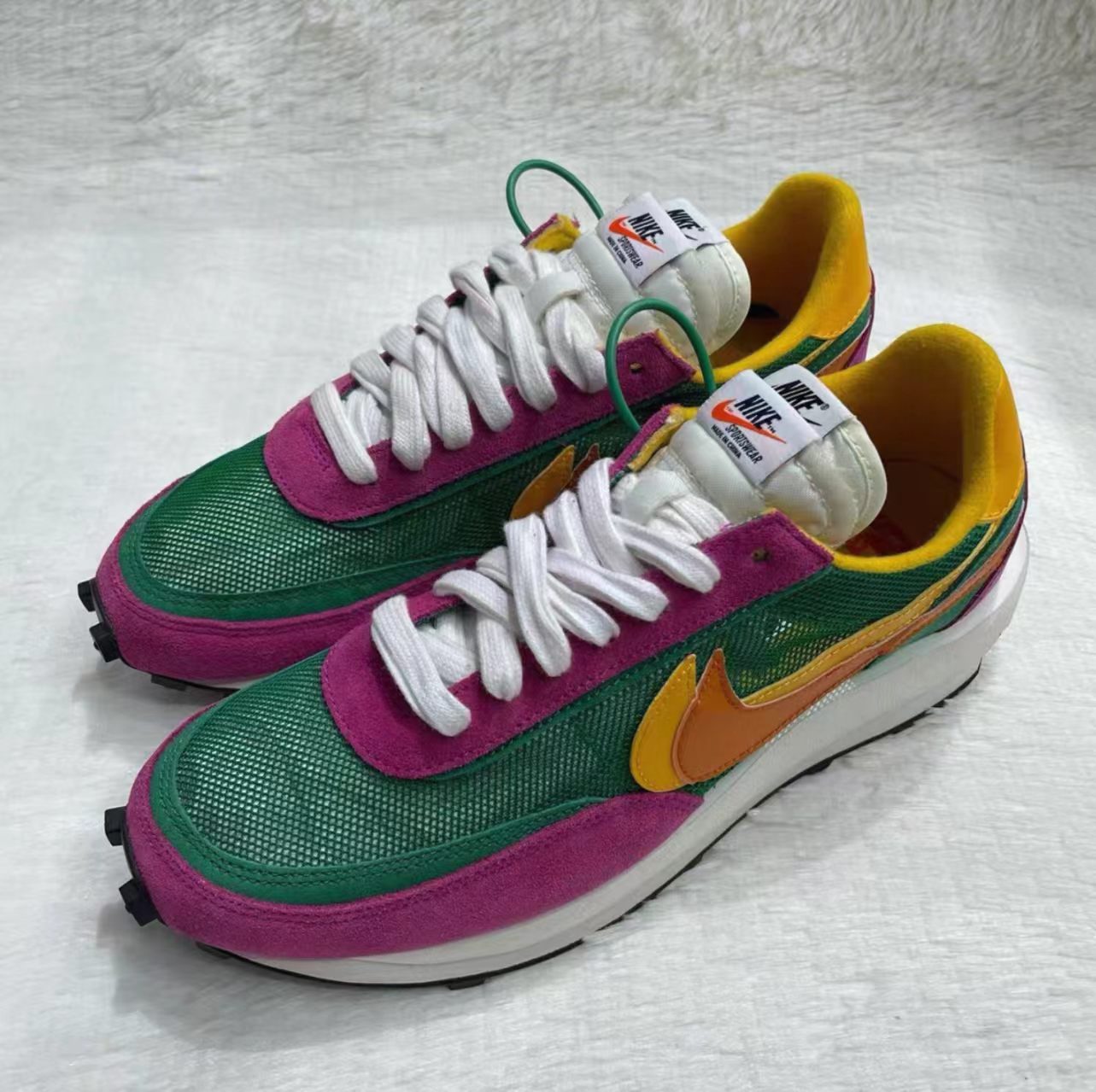 Nike Daybreak Navy Green Yellow Burgundy