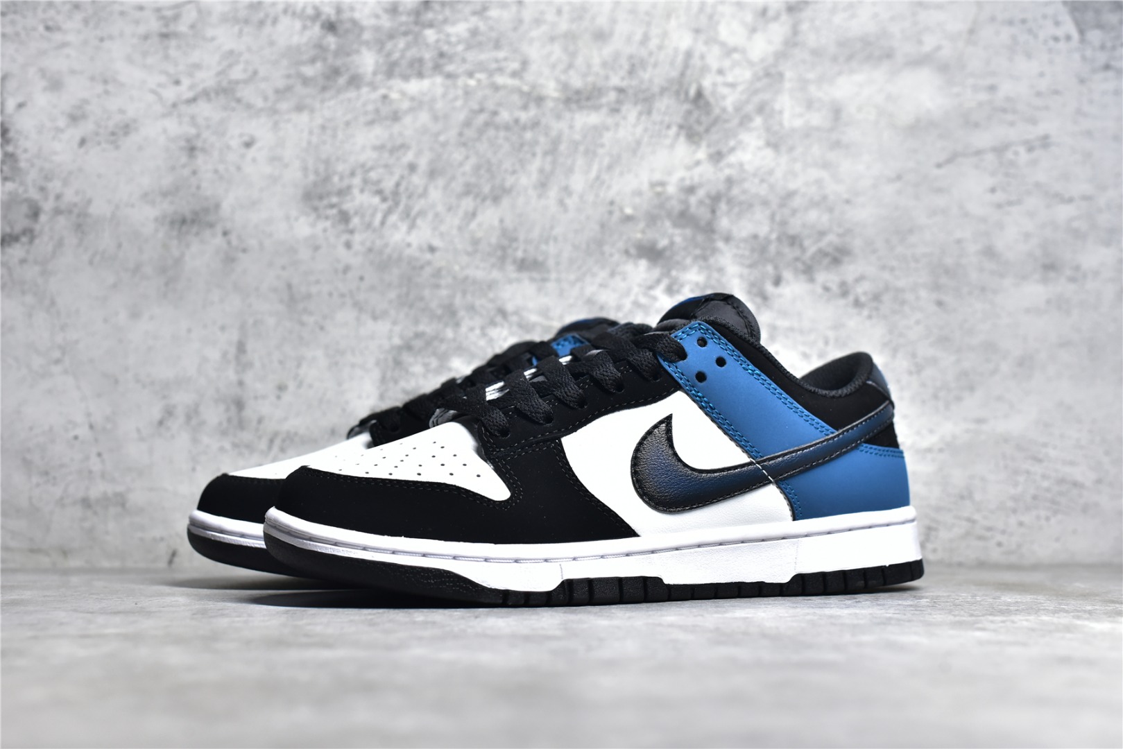 CY NIKE DUNK LOW INDUSTRIAL BLUE FD6923-100