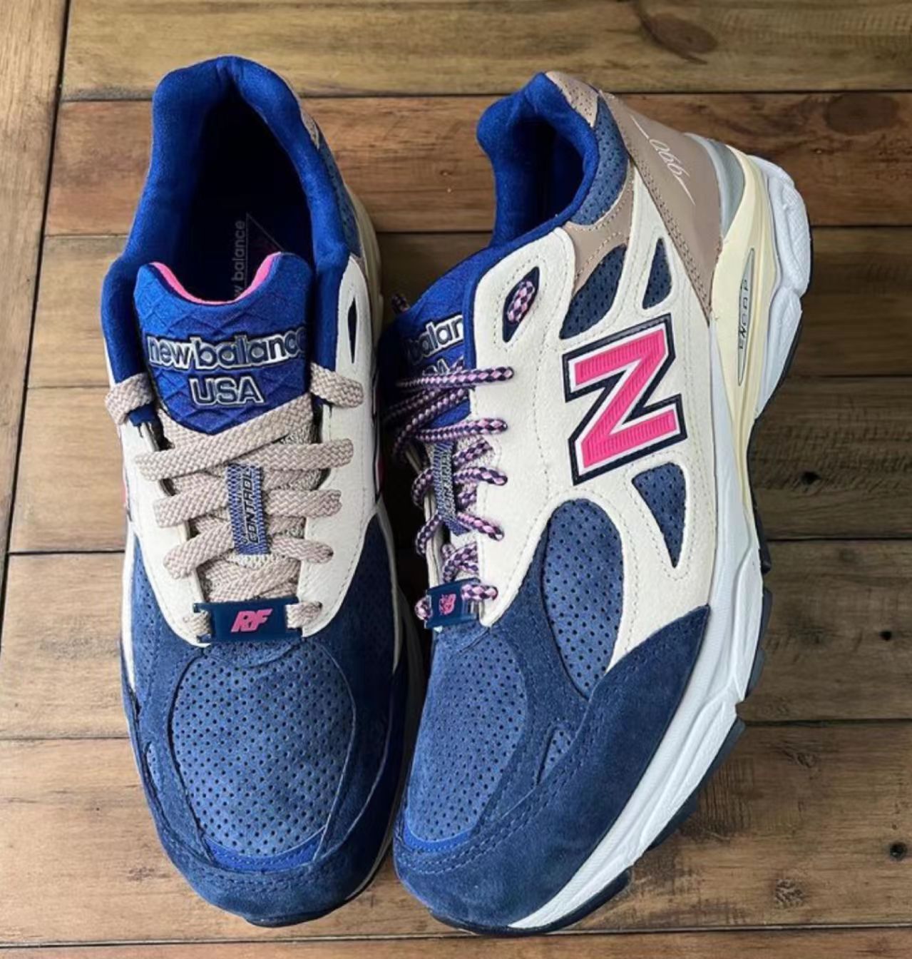 New Balance 990v3  Blue White Pink