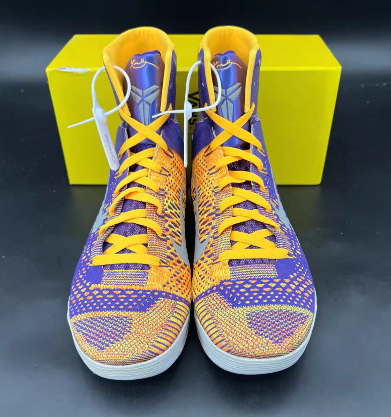 Nike Kobe 9 Elite High "Showtime"