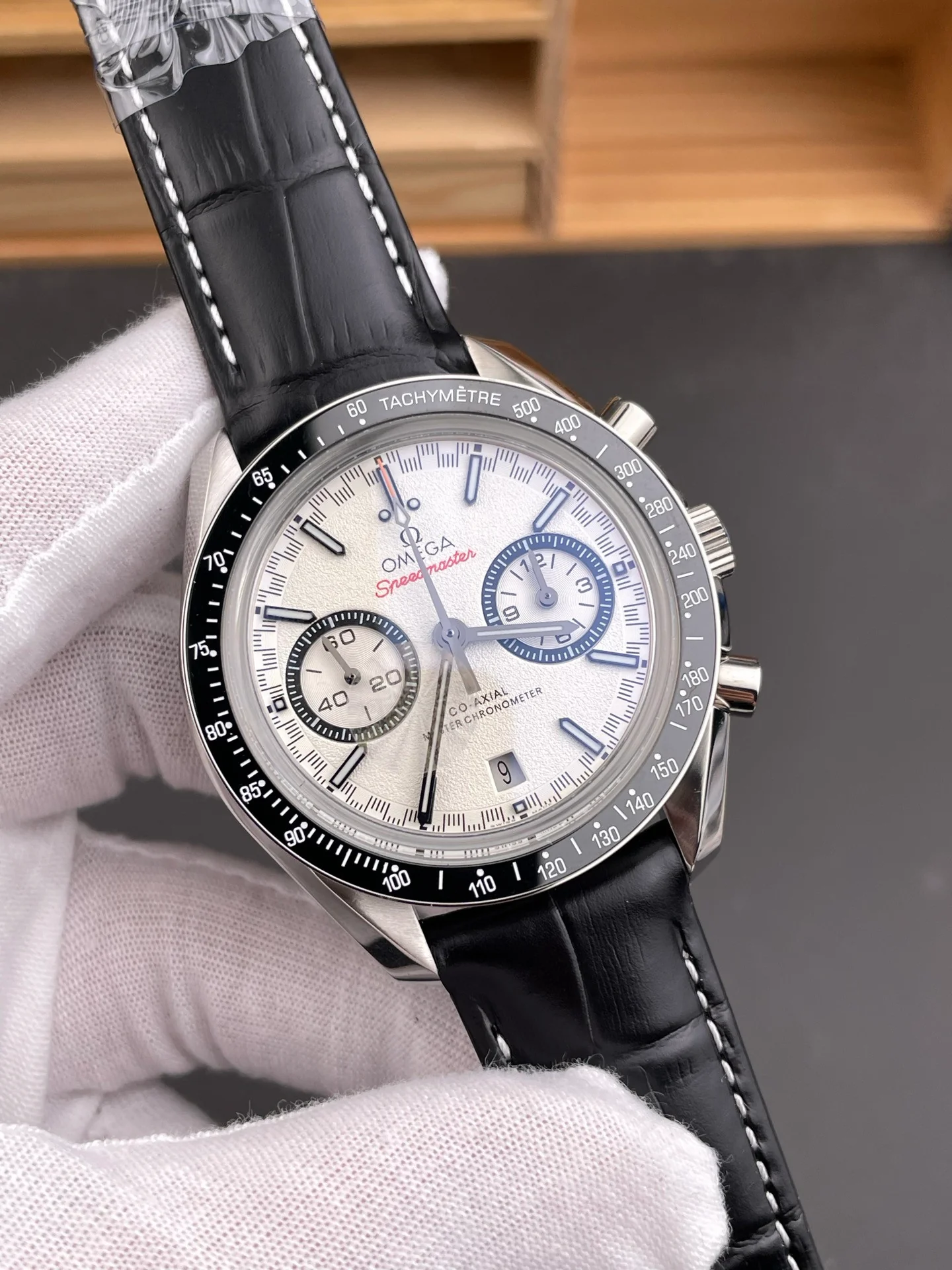 Speedmaster Racing Chronograph White Dial