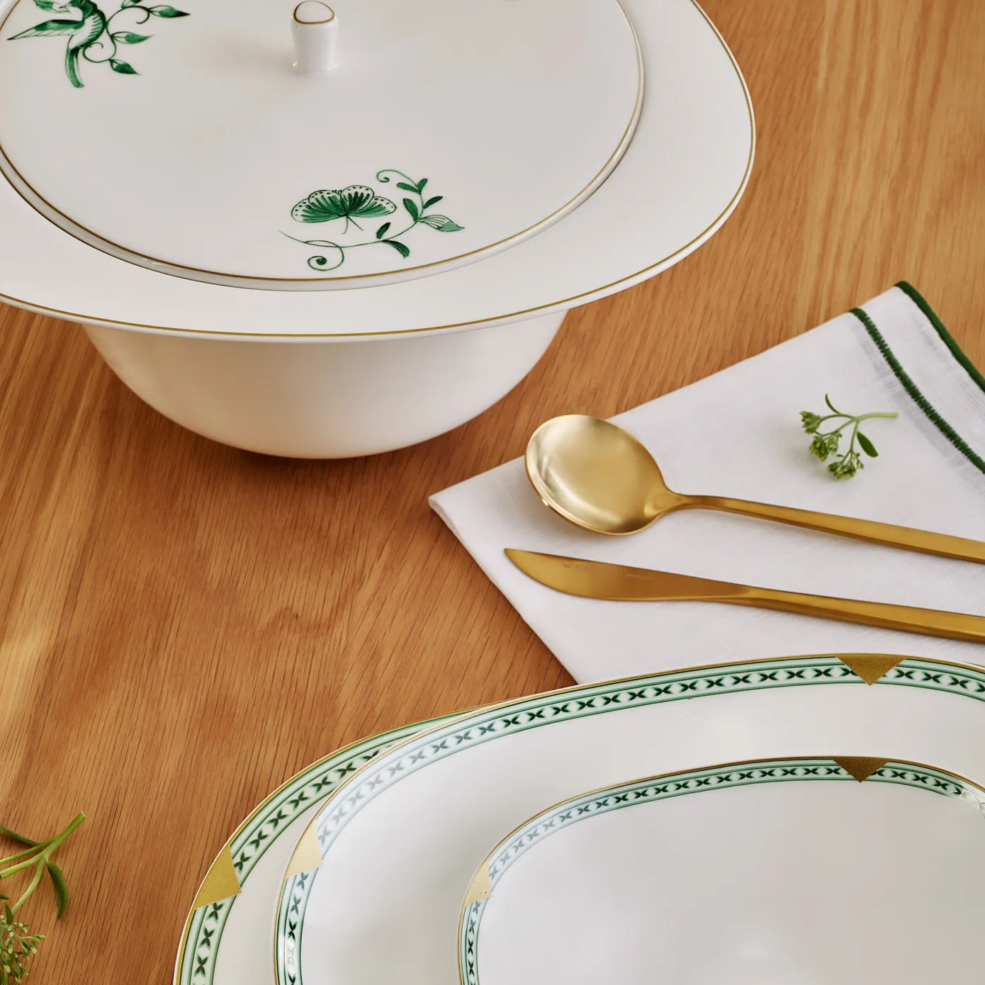 Service de table Karaca Fine Pearl Extra Simone, pour 12 personnes, 62 pièces