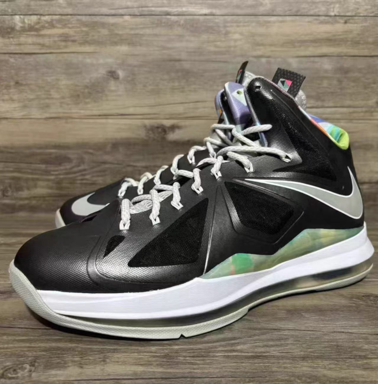 Nike LeBron X 