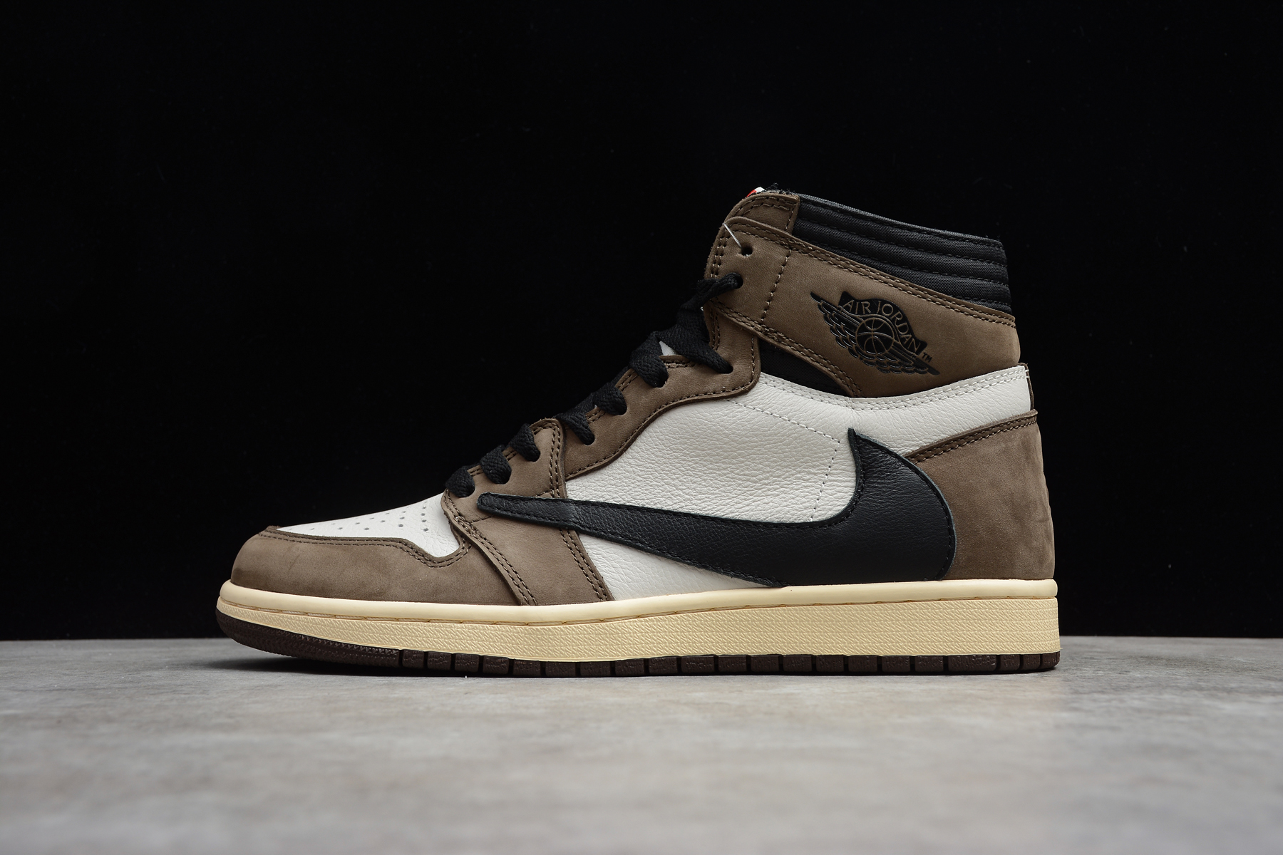 Travis Scott x Nike Air Jordan 1 Retro High 