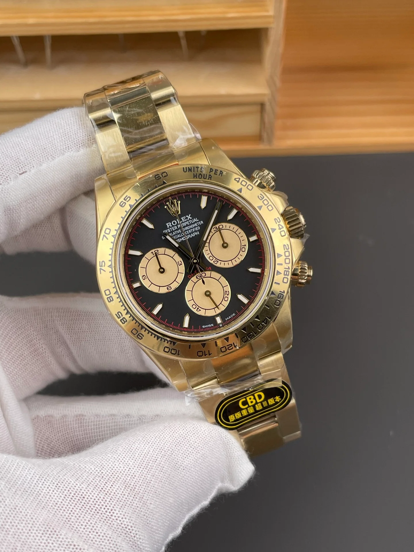 Full Gold Daytona Small Monster