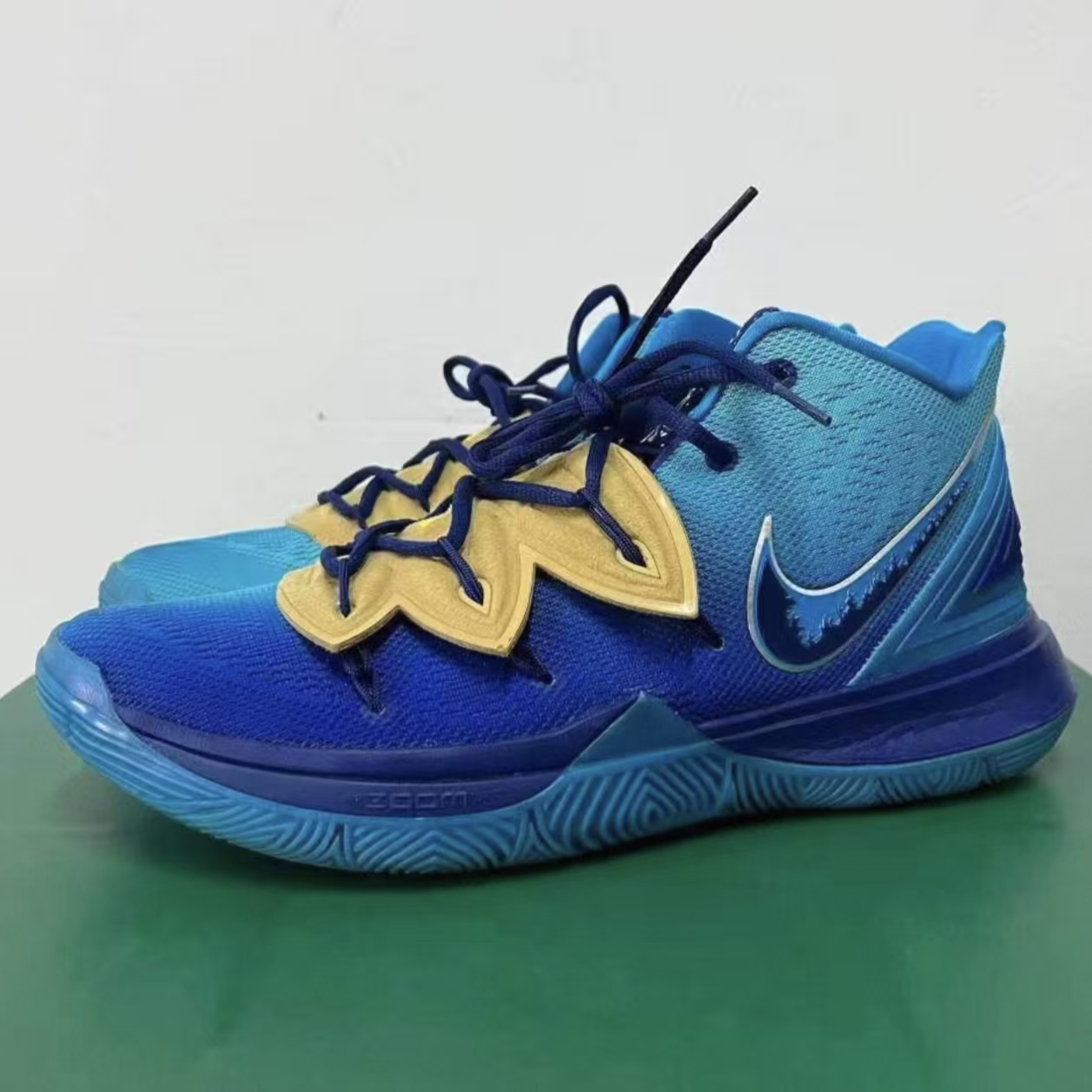 Nike Kyrie 5 