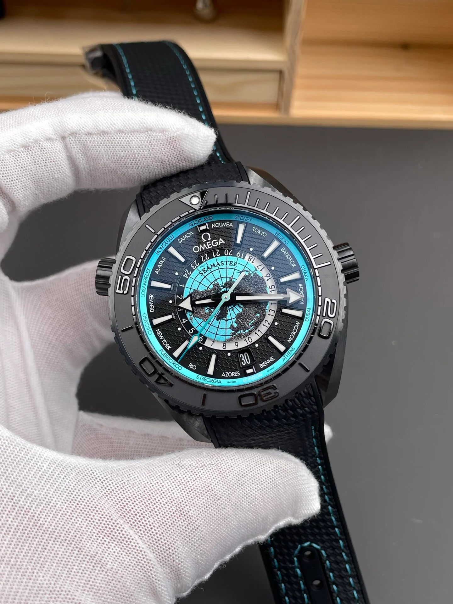 Worldtimer Tiffany Blue Black Warrior Seamaster 600