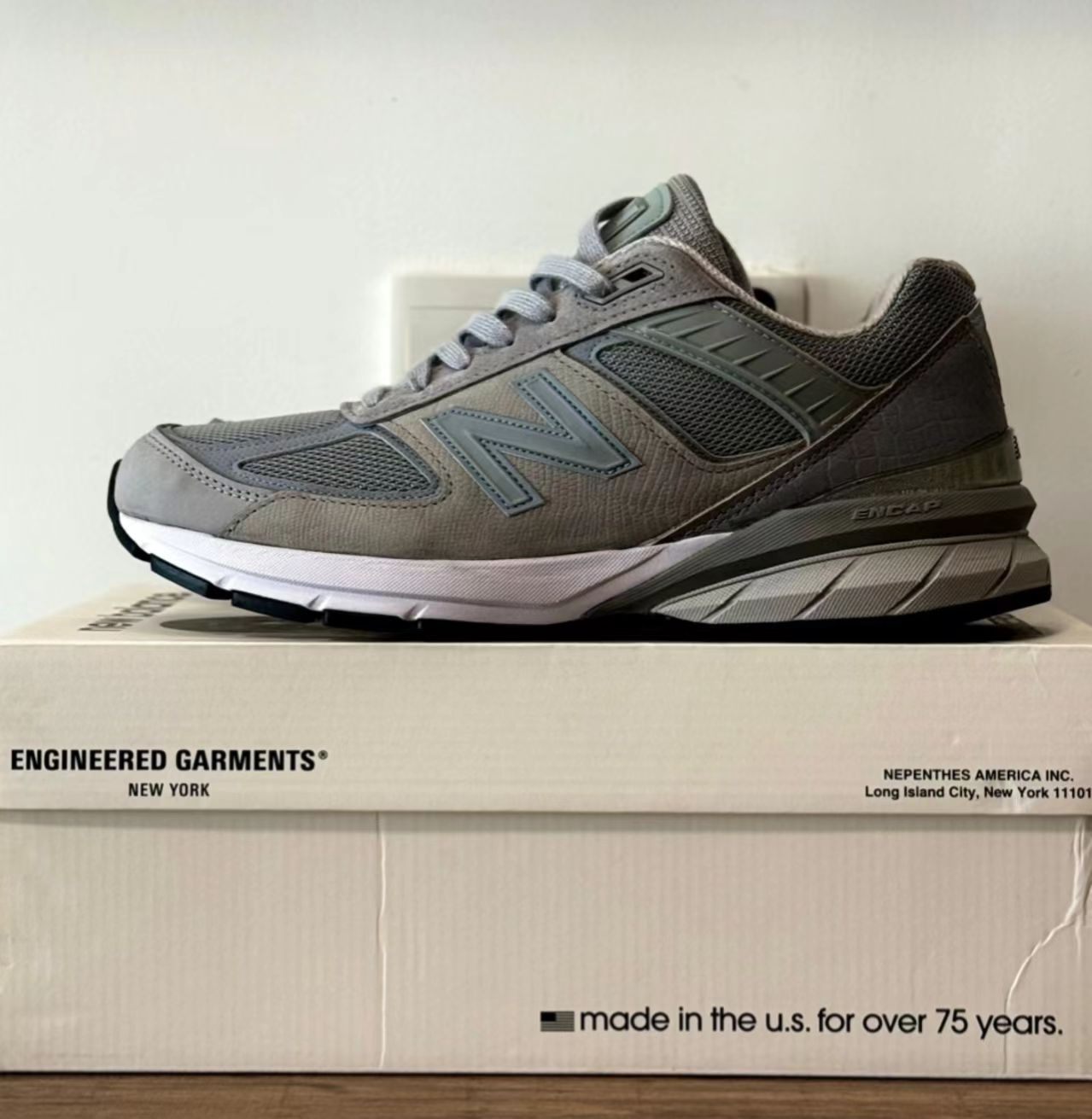 New Balance 990v5 Grey Castlerock