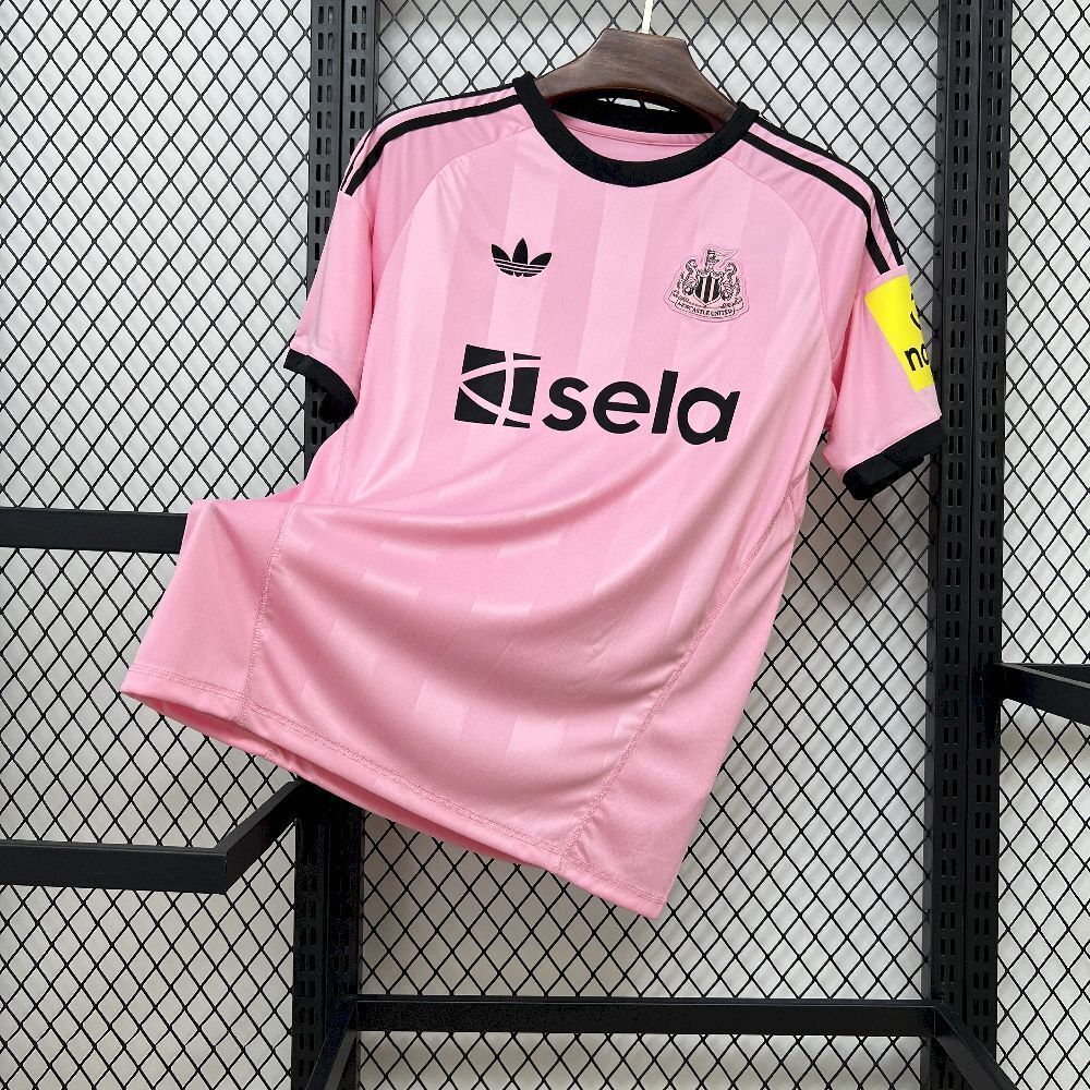 Newcastle United Football Jersey Goalkeeper Custom Shirt 2025/26