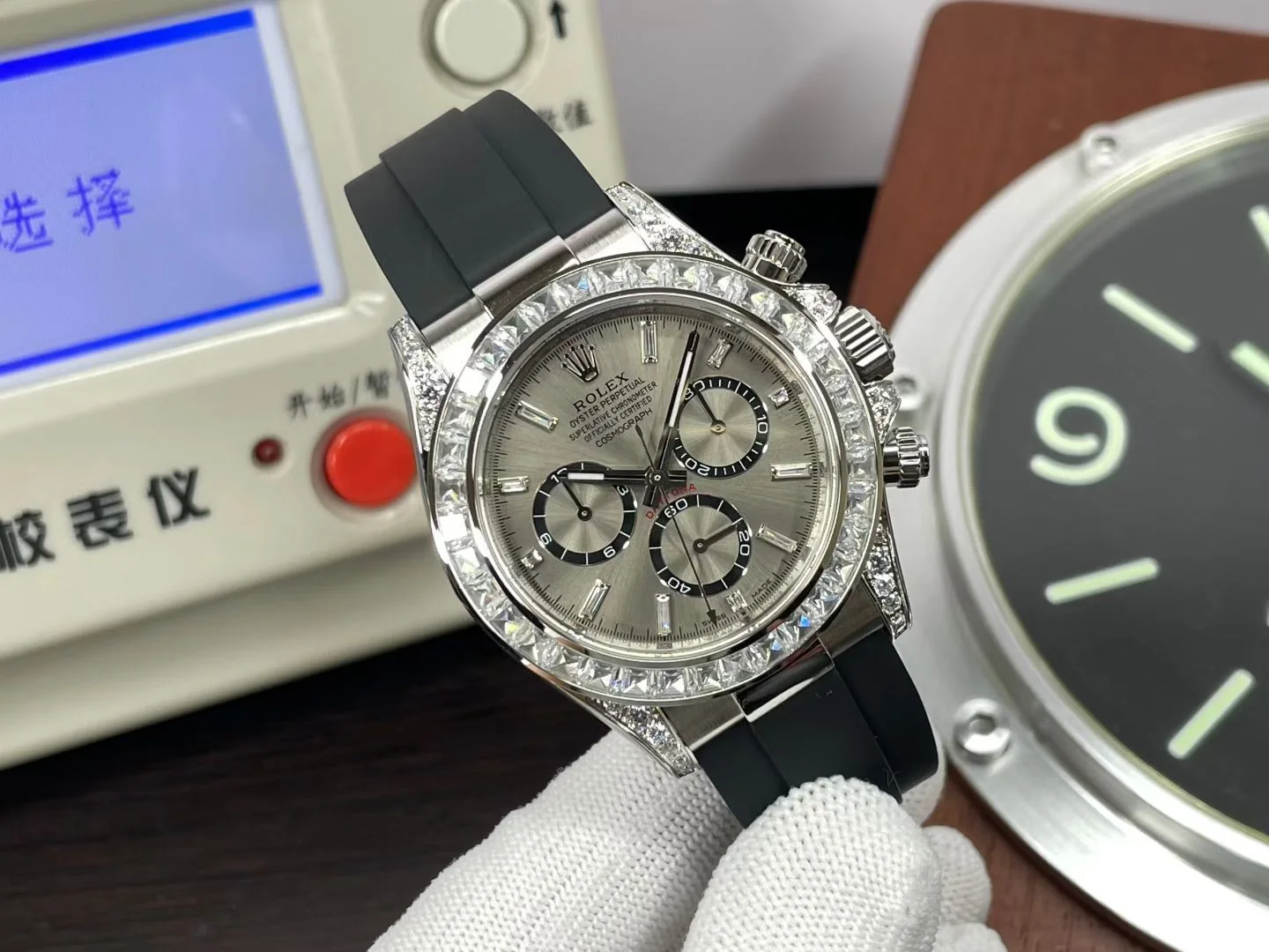 Custom Daytona T-Square Diamond Bezel