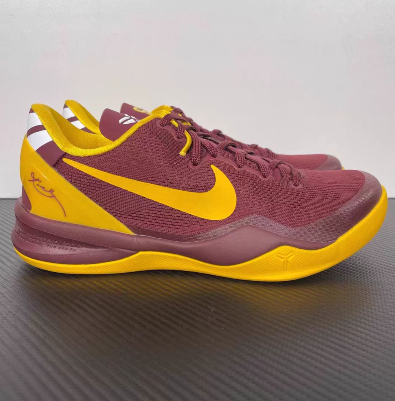 Nike Kobe 8 Protro "USC Trojans"