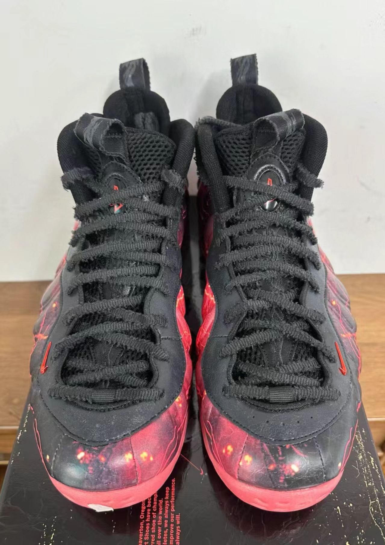 Nike Air Foamposite One "Prm Red Thunder"