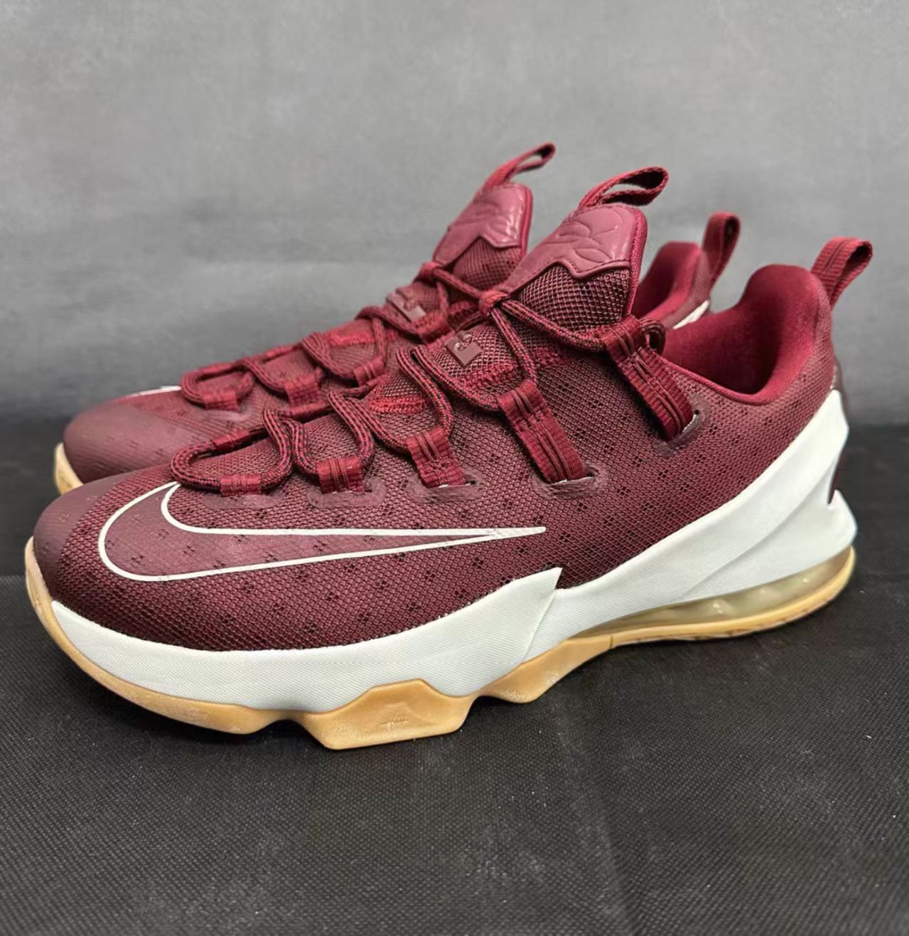 Nike LeBron 13 Low 'Cavs'