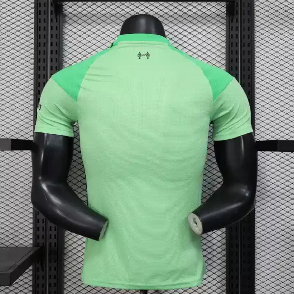 Liverpool Authentic Football Jersey Green Goalkeeper Shirt 2025/26