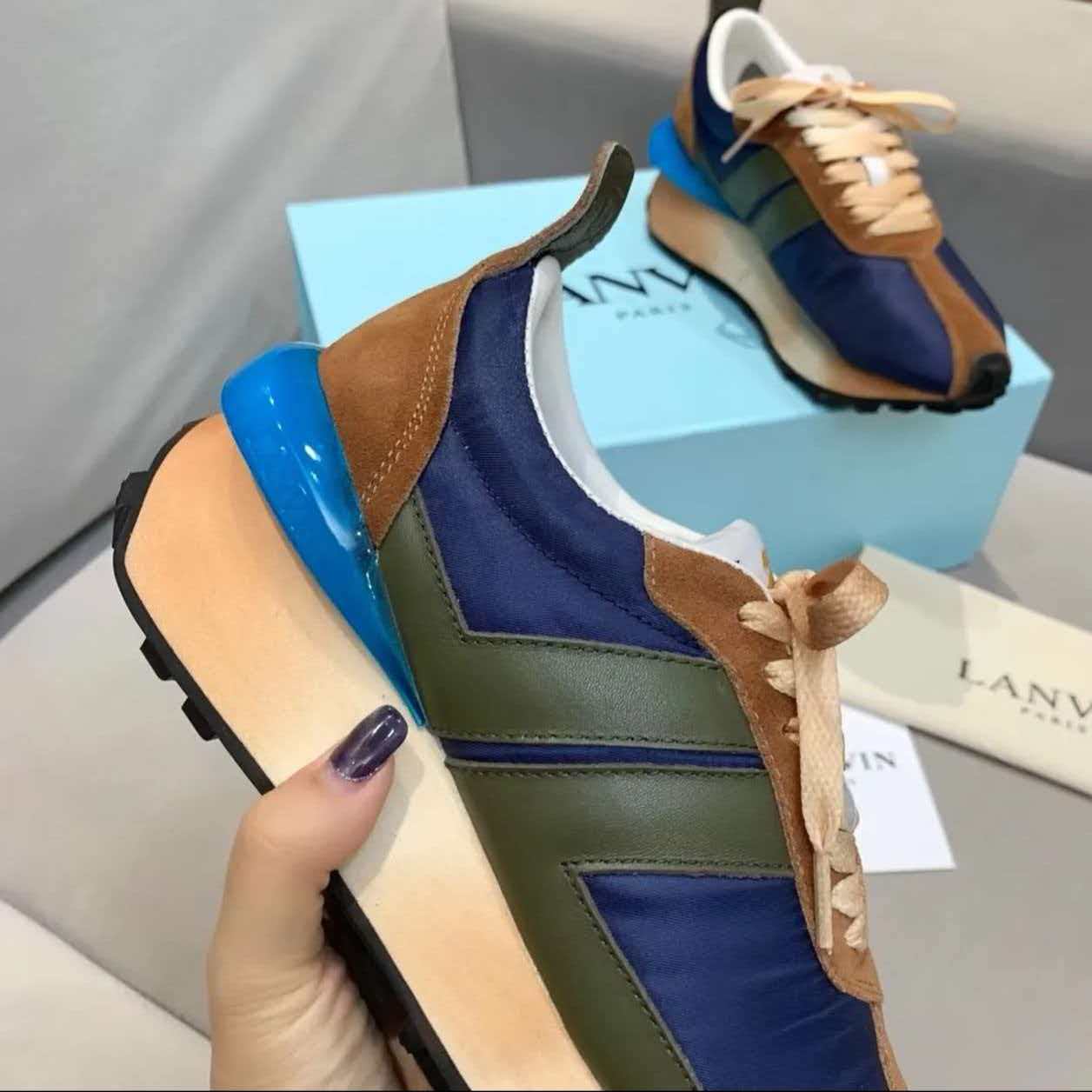 LANVIN