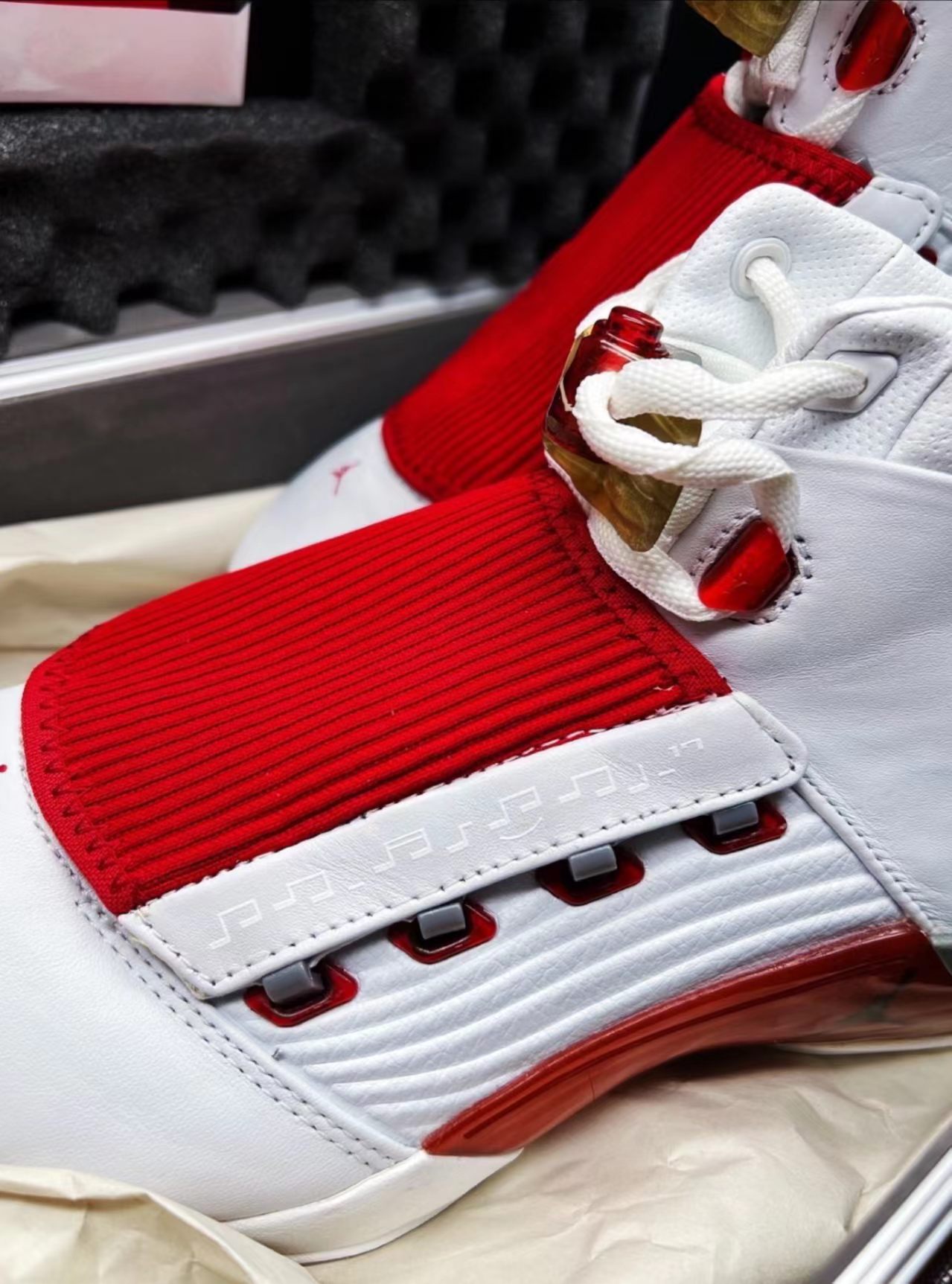 Air Jordan 17 Retro "Chi"