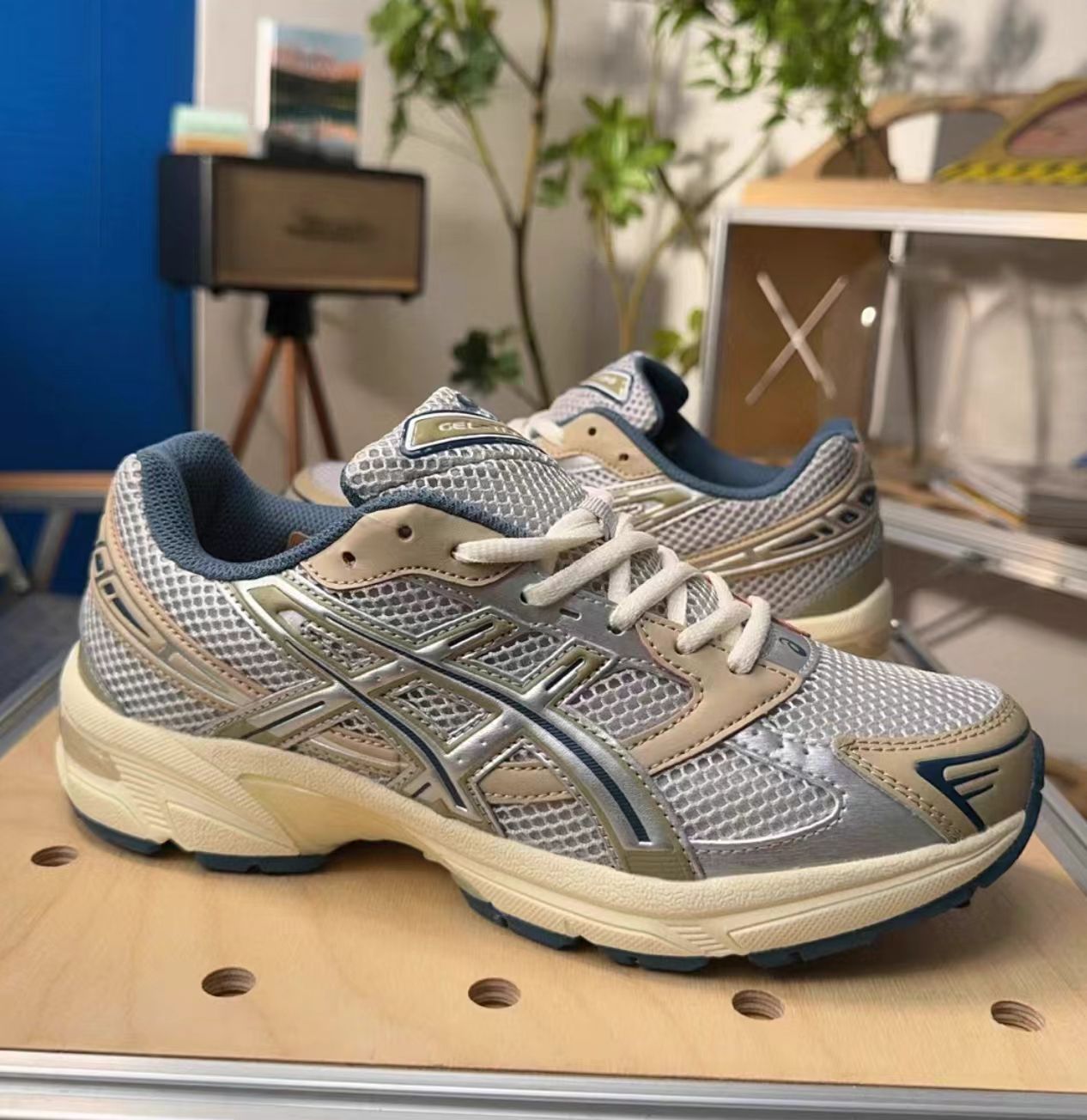 ASICS Gel-1130 Silver Tan Blue Cream