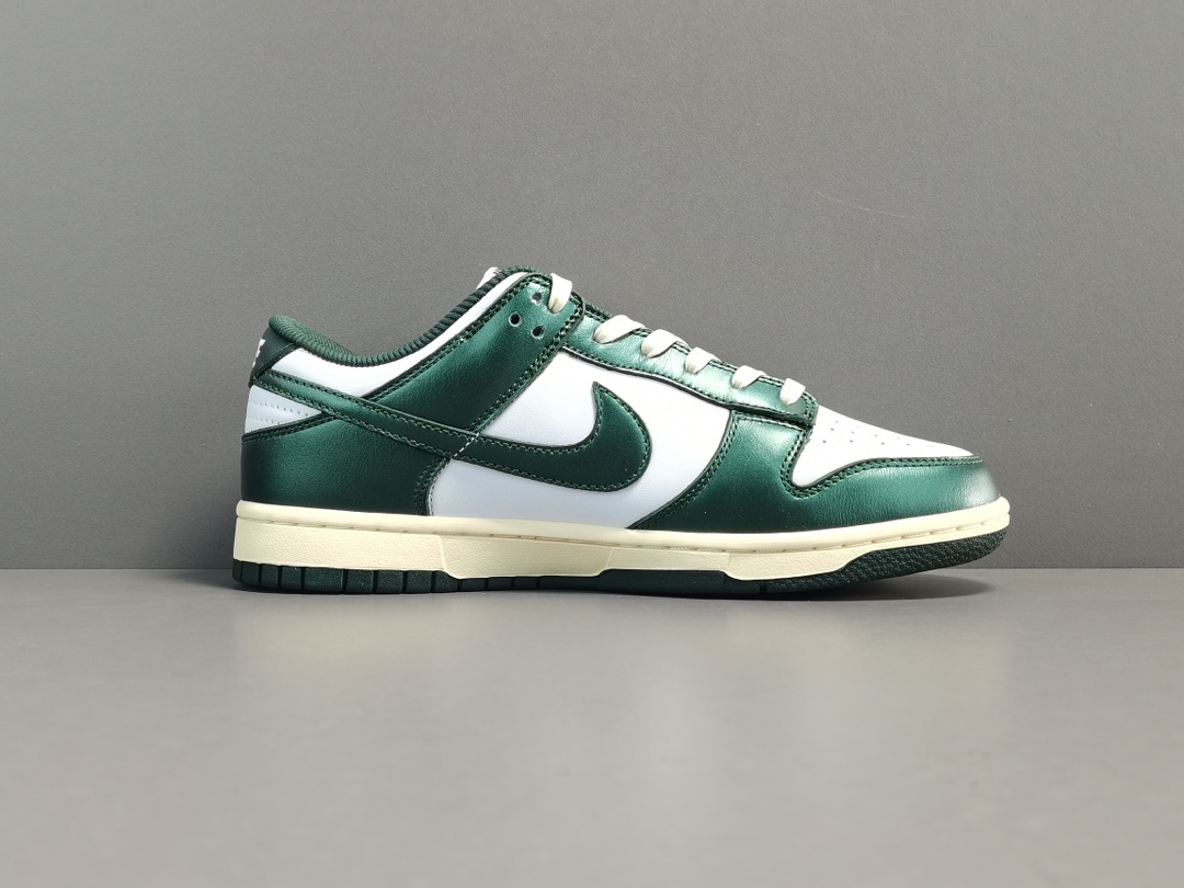 PK NIKE DUNK LOW “VINTAGE GREEN” DQ8580-100