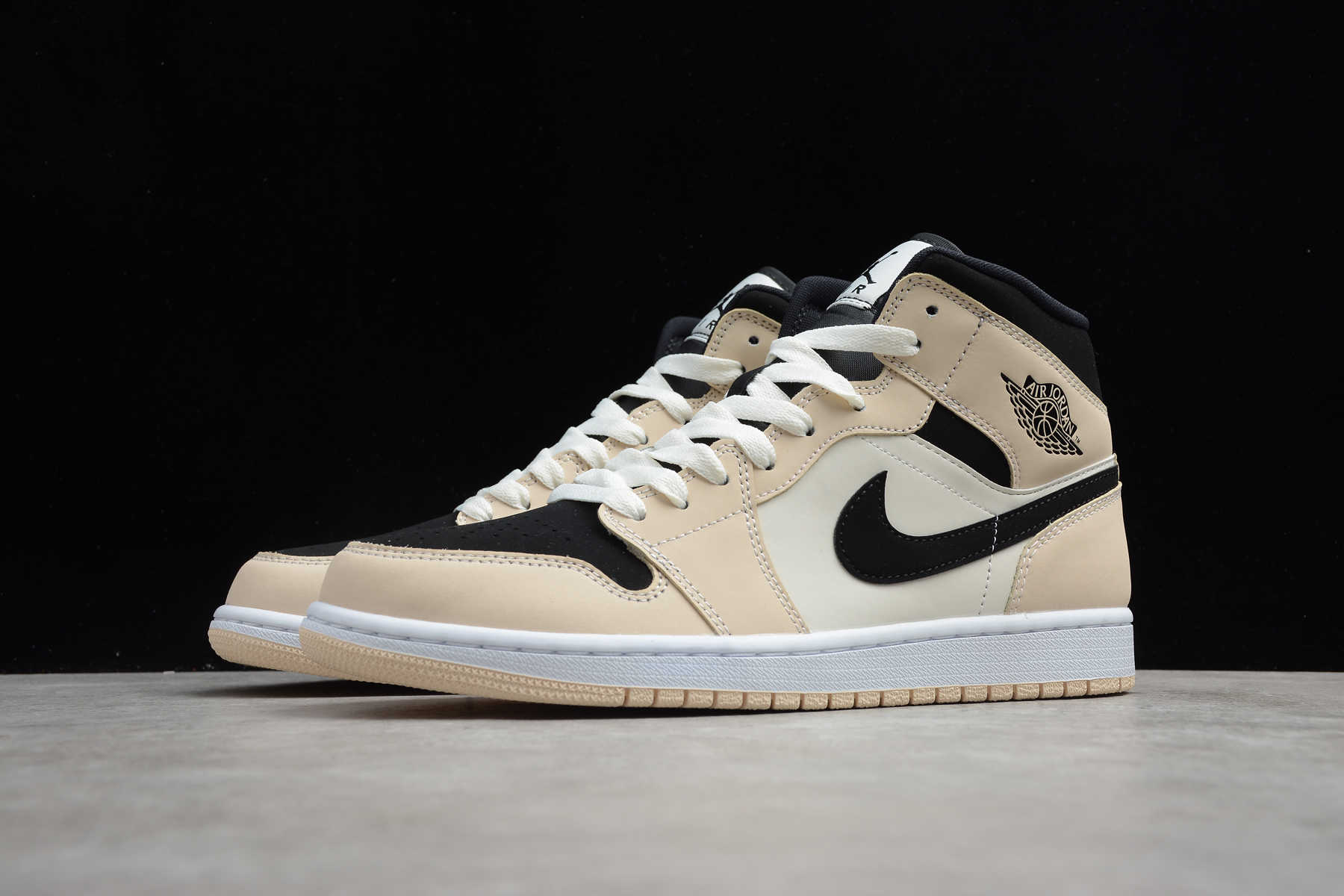 Air Jordan 1 Mid Barely Orange Guava Ice Black BQ6472-800